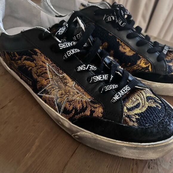 Golden Goose Black and Gold damask tapestry Sneakers - Picture 2 of 12